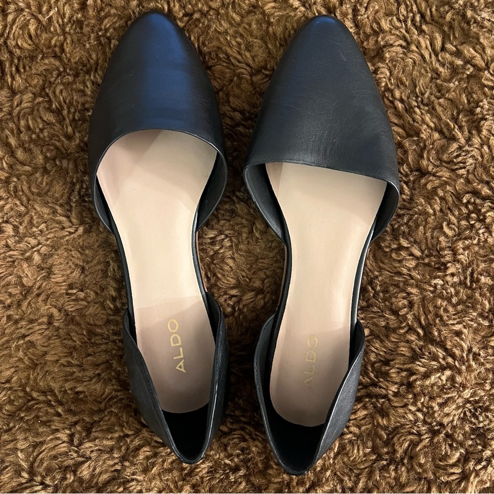 ALDO: D’Orsay Pointed Toe Flats 8.5